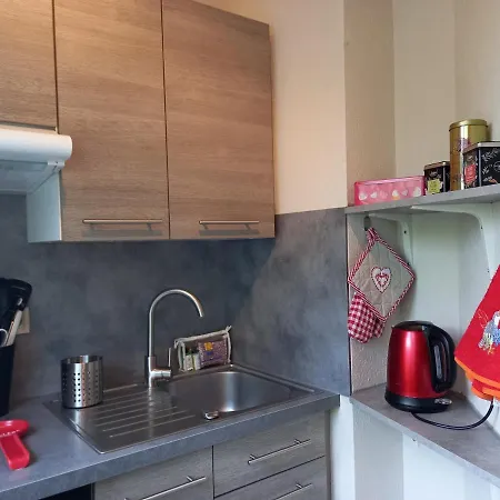 Les Deux Chateaux Avec Piscine, Climatisation Et Wi-fi *