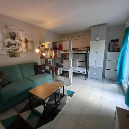 Apartment Les Deux Chateaux Avec Piscine, Climatisation Et Wi-fi Cagnes-sur-Mer